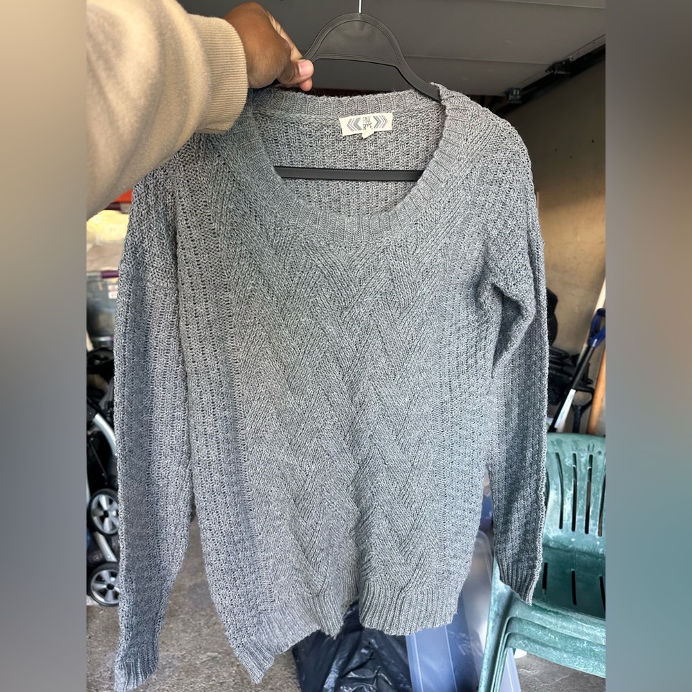 Pink Rose Textured Gray Sweater